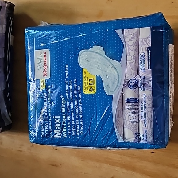 2 Packs Hygiene Protections Pads: Always Maxi/ Walgreens Maxi - Picture 5 of 5
